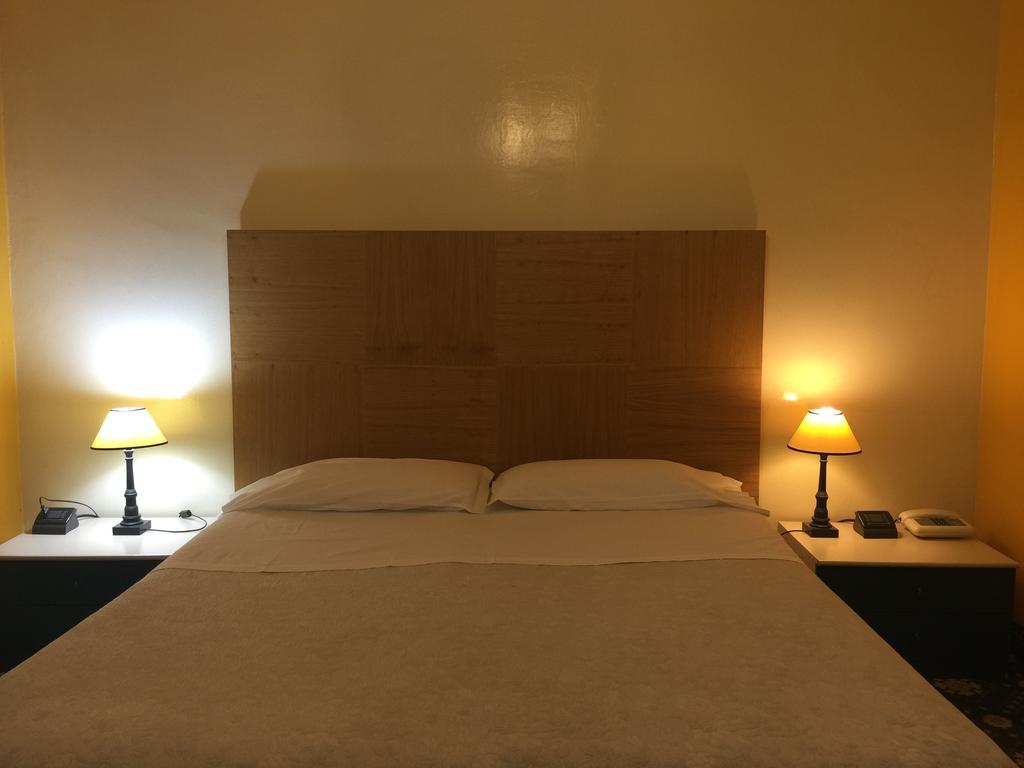 Hotel Corallo 蒙特卡蒂尼泰尔梅 外观 照片