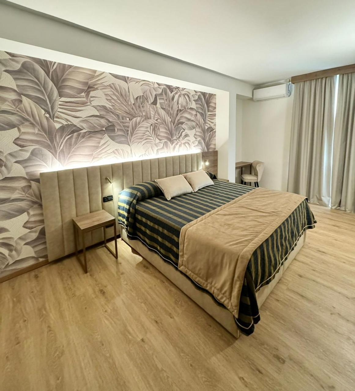 Hotel Corallo 蒙特卡蒂尼泰尔梅 外观 照片