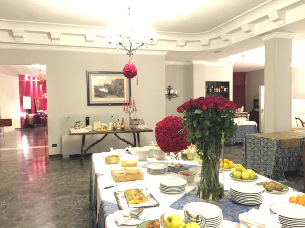 Hotel Corallo 蒙特卡蒂尼泰尔梅 外观 照片