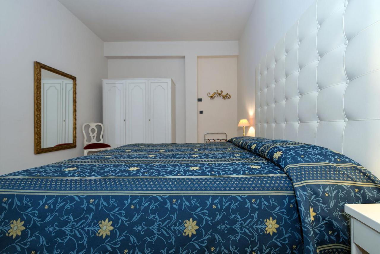 Hotel Corallo 蒙特卡蒂尼泰尔梅 外观 照片