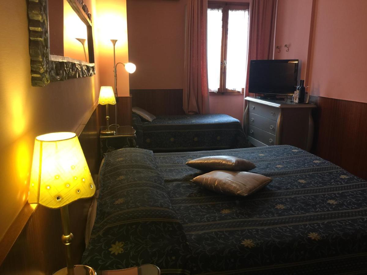 Hotel Corallo 蒙特卡蒂尼泰尔梅 外观 照片